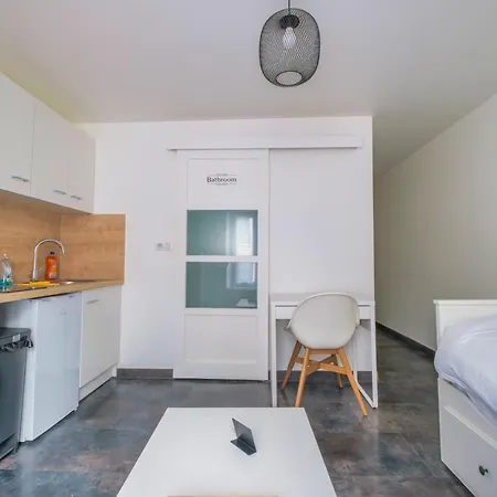 Ruinart De Brimont Apartment