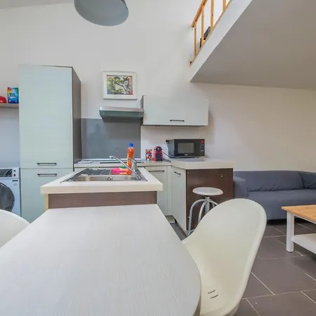 Ruinart De Brimont Apartment